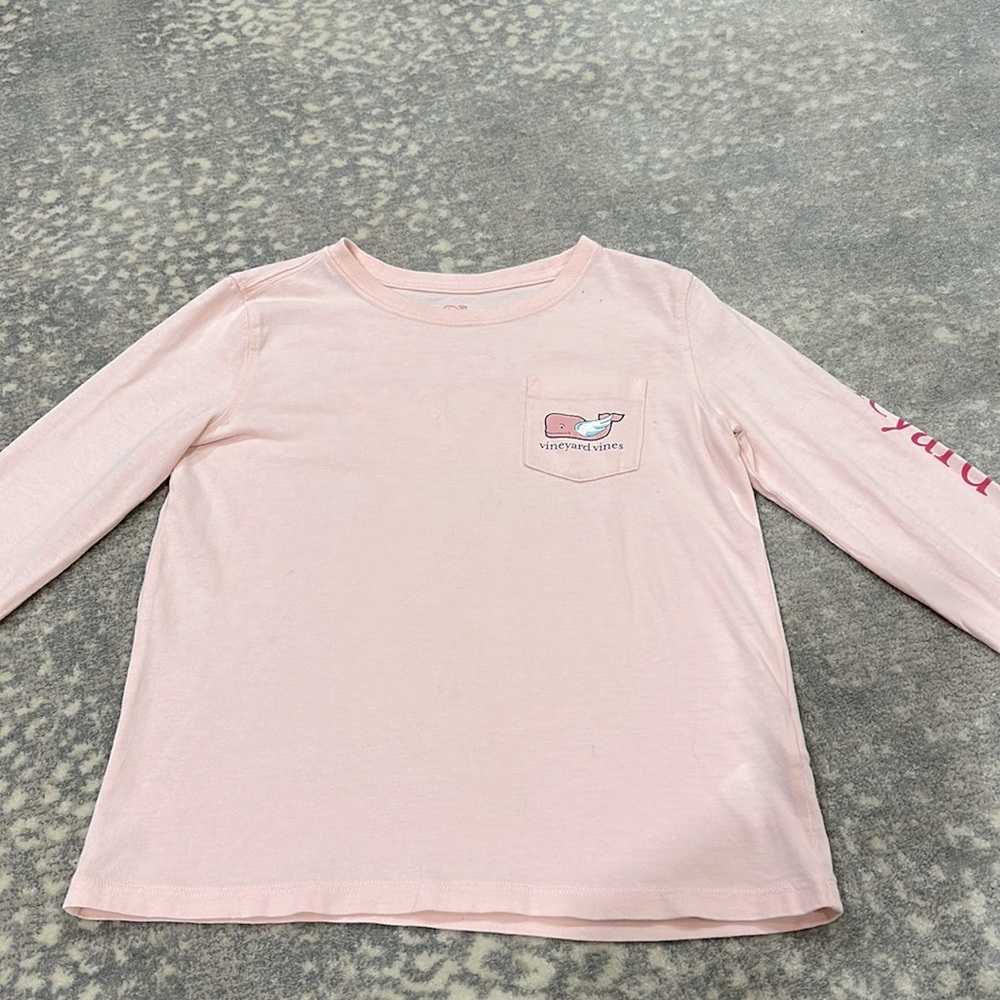 VINEYARD VINES LONG SLEEVE KIDS LIMITED EDITION VALENTINES T SHIR… - Picture 2 of 9